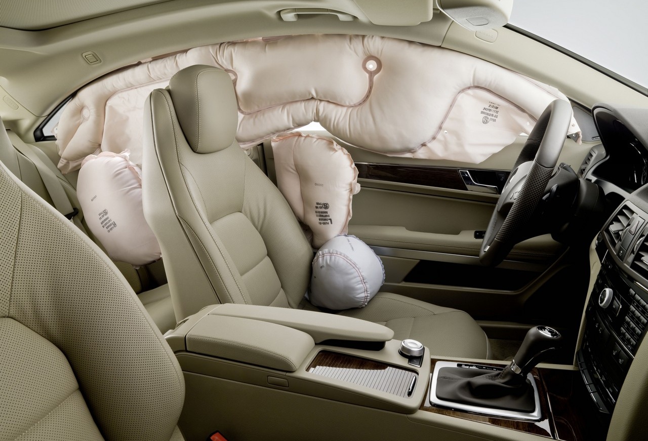 2010 Mercedes-Benz E-Class Coupe