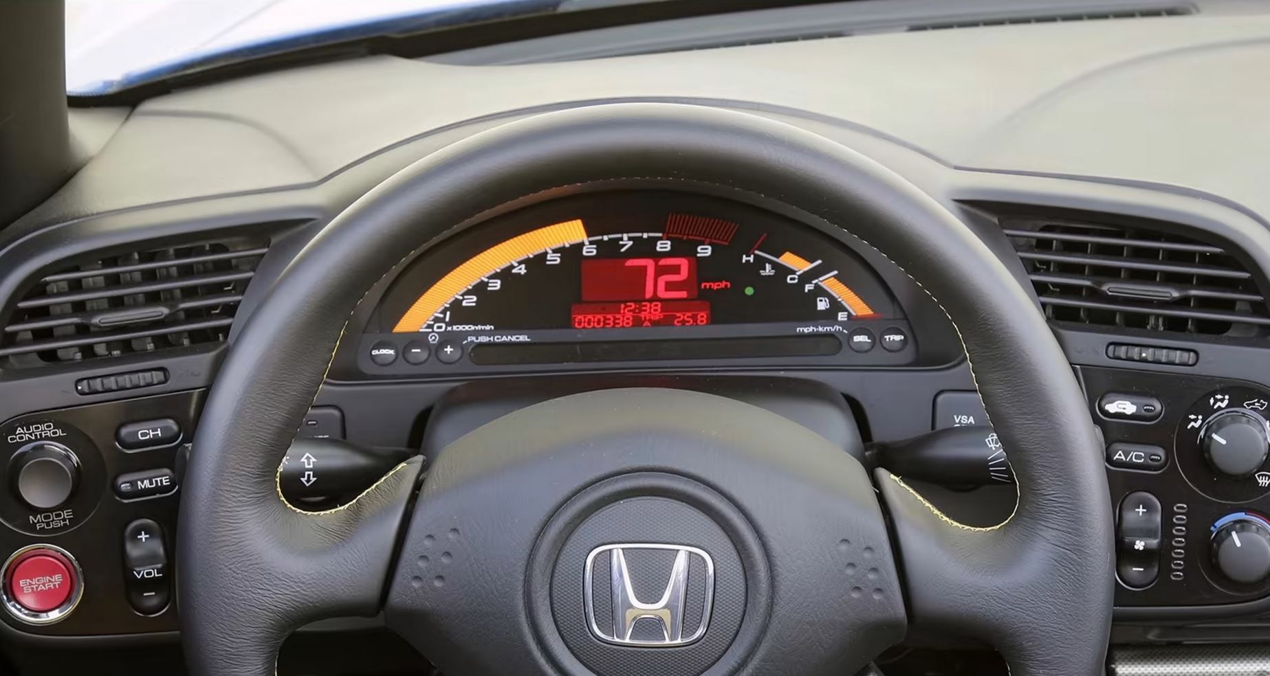 cockpit Honda S2000